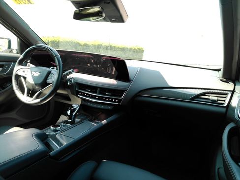 Certified 2025 Cadillac CT5 Sport w/ Sun And Sound Package AWD/4WD image 15
