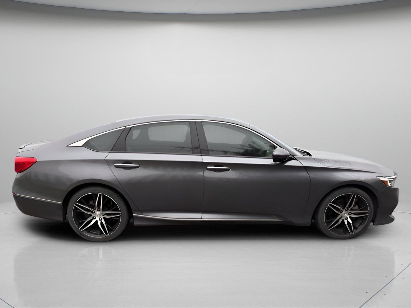 Used 2021 Honda Accord Touring image 6