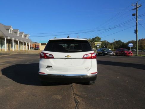 Used 2020 Chevrolet Equinox LT w/ LPO, Floor Liner Package image 6