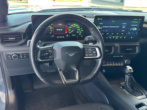 Used 2024 Ford Mustang GT RWD image 13