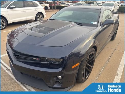 Used 2015 Chevrolet Camaro ZL1 image 1