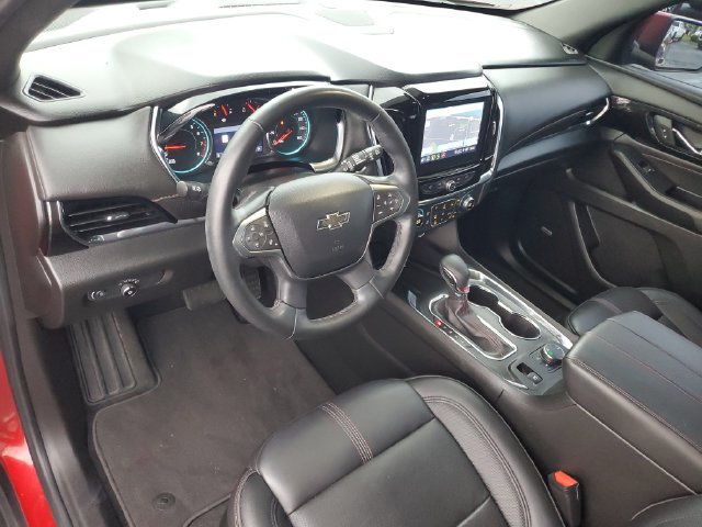 Used 2023 Chevrolet Traverse RS FWD image 22