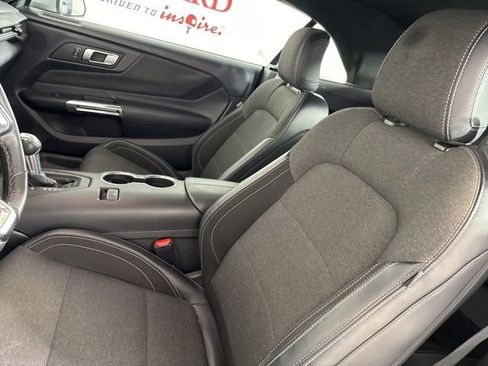 Used 2024 Ford Mustang Convertible image 11