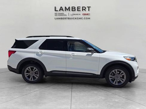Used 2021 Ford Explorer XLT w/ Equipment Group 202A AWD/4WD image 6