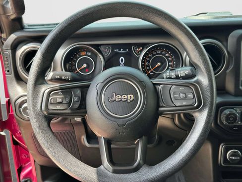 Used 2022 Jeep Wrangler Sport AWD/4WD image 23