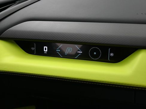 Used 2024 Lamborghini Revuelto AWD/4WD image 26