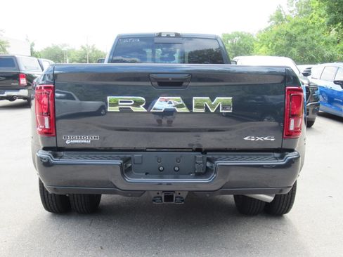 New 2026 RAM 3500 Big Horn AWD/4WD image 6