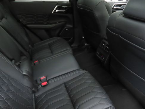 New 2026 Mitsubishi Outlander SEL FWD image 24