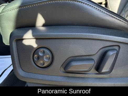 Used 2021 Audi SQ5 Premium Plus image 12