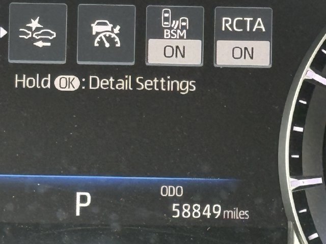Used 2023 Toyota Highlander LE FWD image 16