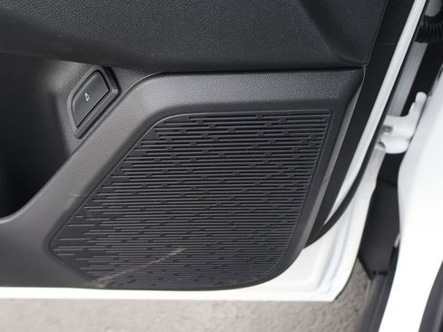 New 2026 Chevrolet Equinox LT w/ Convenience Package II FWD image 19