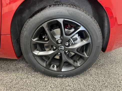 New 2026 Chrysler Pacifica Limited w/ S Appearance Package image 24