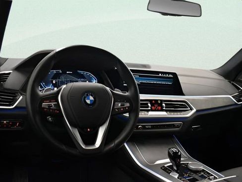 Used 2022 BMW X5 xDrive45e image 25