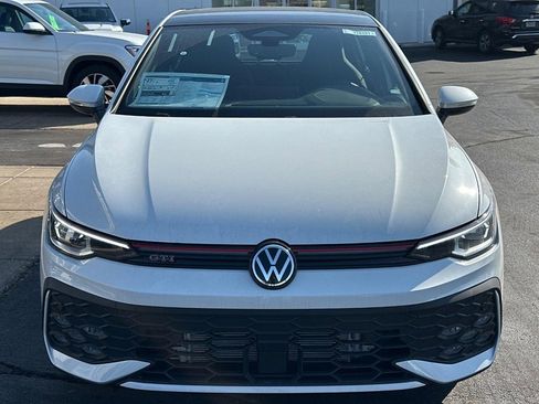 New 2026 Volkswagen Golf SE image 5