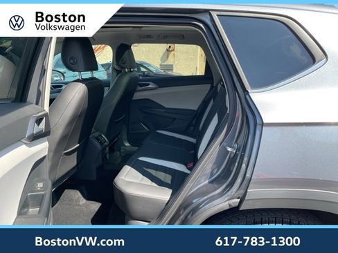 Used 2025 Volkswagen Taos SEL image 26