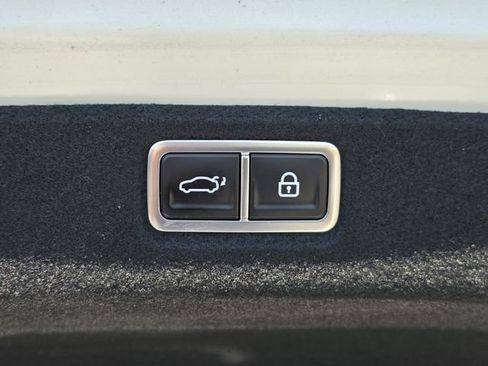Used 2025 Hyundai Sonata Limited FWD image 45