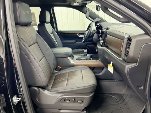 New 2026 Chevrolet Silverado 1500 High Country AWD/4WD image 23