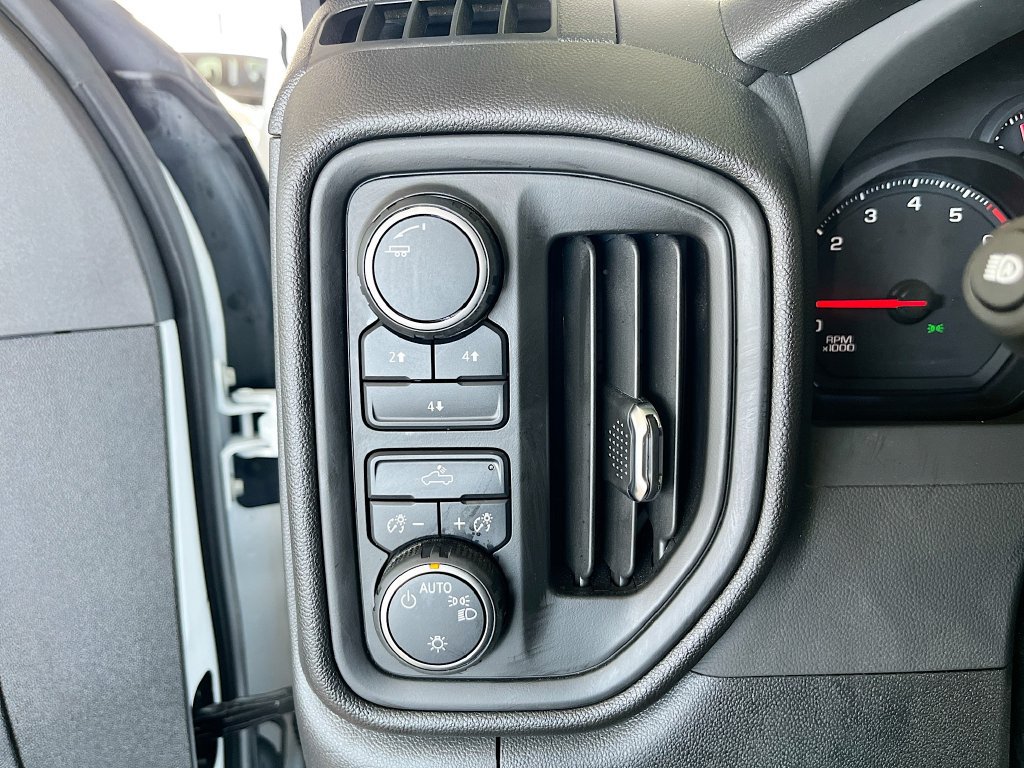 Used 2025 Chevrolet Silverado 3500 W/T w/ WT Convenience Package AWD/4WD image 10