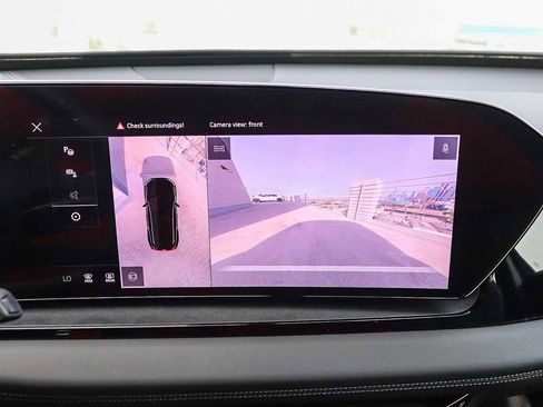 Used 2025 Audi Q6 e-tron Premium w/ Convenience Package image 32