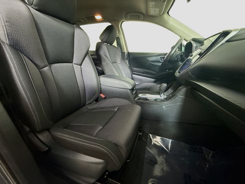 Used 2024 Subaru Ascent Premium w/ Convenience Package image 29