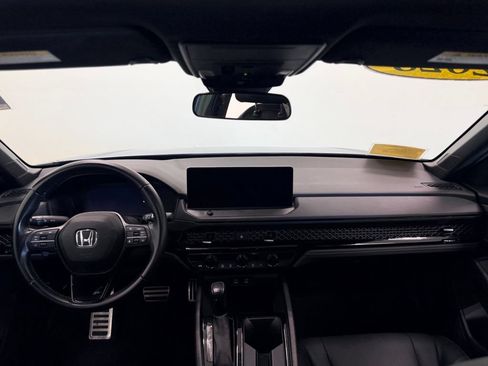 Used 2023 Honda Accord Sport image 13