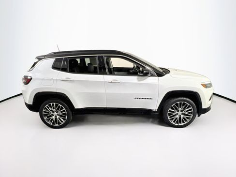 Used 2022 Jeep Compass Limited w/ Elite Group image 4