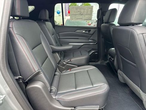 New 2026 Chevrolet Traverse Z71 w/ Enhanced Driving Package AWD/4WD image 13
