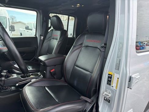 Used 2022 Jeep Gladiator Rubicon w/ LED Lighting Group AWD/4WD image 6
