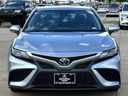 Used 2024 Toyota Camry SE FWD image 9