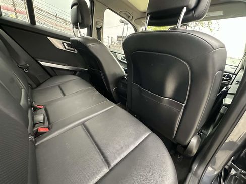 Used 2015 Mercedes-Benz GLK 350 4MATIC image 25