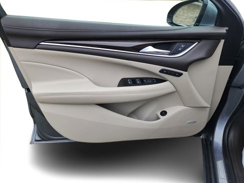 Used 2018 Buick LaCrosse Essence w/ Sun and Shade Package image 18