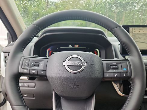 New 2026 Nissan Rogue Platinum w/ Platinum Premium Package image 9