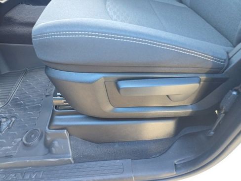 Used 2025 RAM 2500 Tradesman image 15