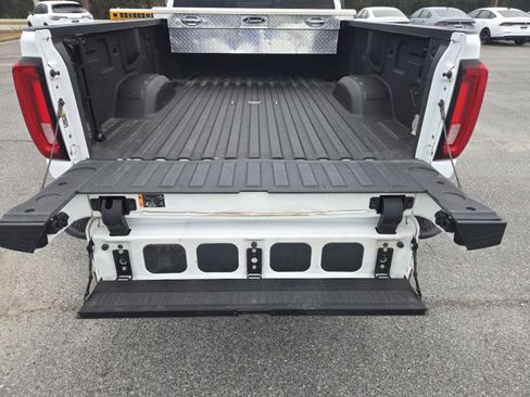 Used 2020 GMC Sierra 2500 SLT w/ SLT Premium Plus Package image 24