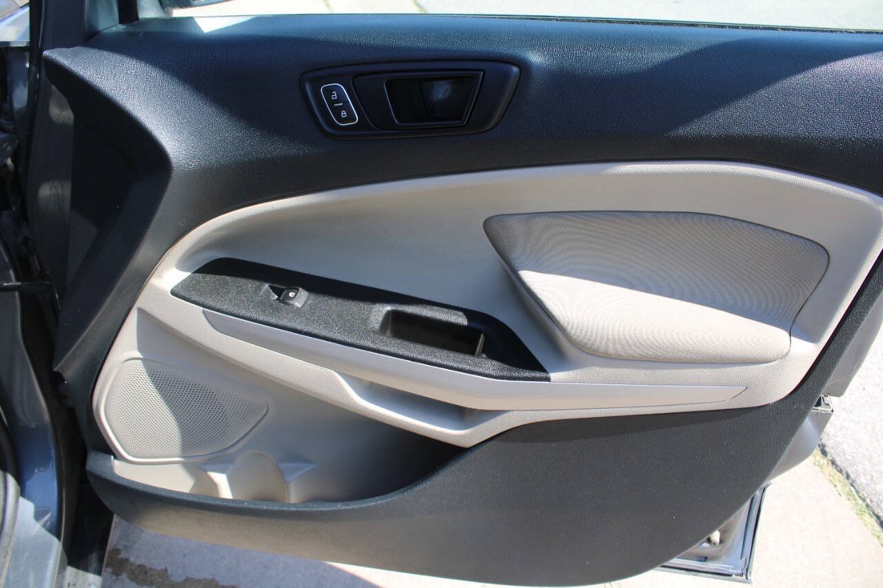 Used 2020 Ford EcoSport S FWD image 12