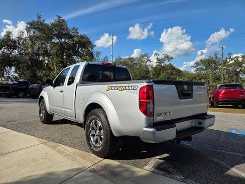Used 2016 Nissan Frontier Desert Runner image 10