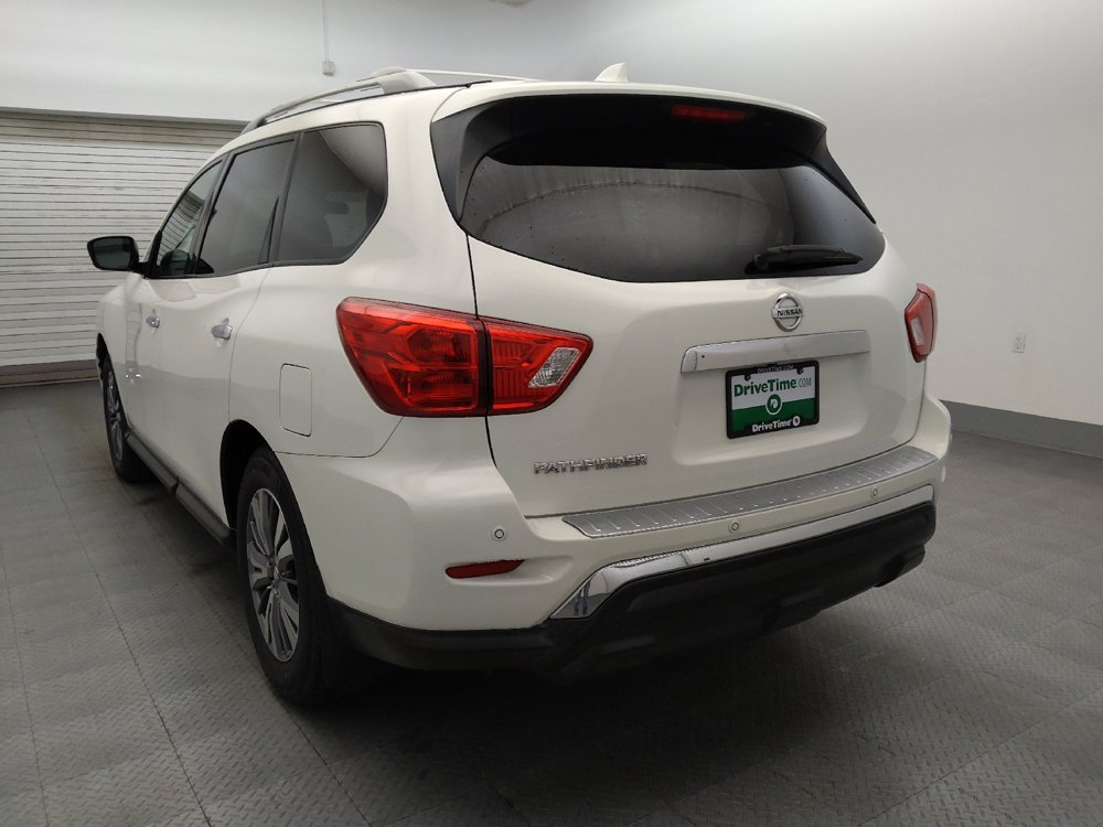 Used 2020 Nissan Pathfinder S FWD image 5
