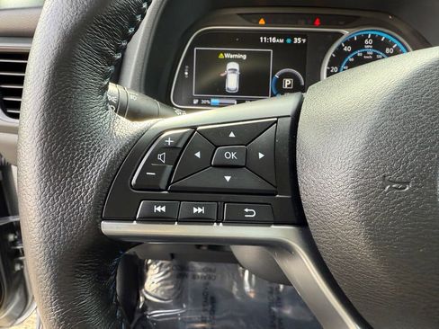 Certified 2023 Nissan Leaf SV Plus image 27