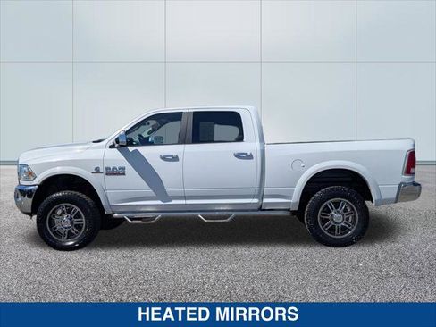 Used 2017 RAM 2500 Laramie AWD/4WD image 2