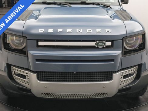 Used 2024 Land Rover Defender 110 S image 26