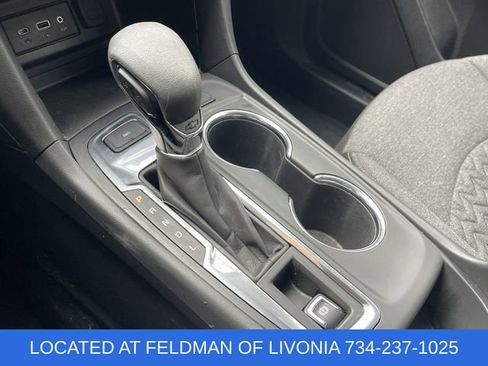 Used 2023 Chevrolet Equinox LT image 15