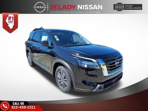 New 2025 Nissan Pathfinder SV image 1