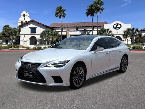 Used 2023 Lexus LS 500 w/ Interior Upgrade Package RWD image 5