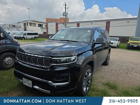 Used 2023 Jeep Grand Wagoneer Series III AWD/4WD image 1