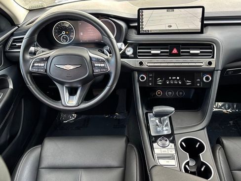 Used 2025 Genesis G70 2.5T image 23