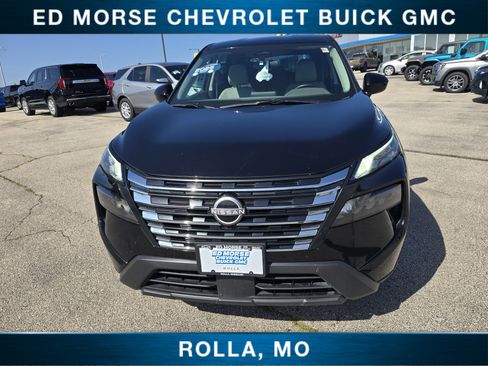 Used 2025 Nissan Rogue SV FWD image 8