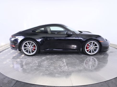 Used 2020 Porsche 911 Carrera 4S image 8