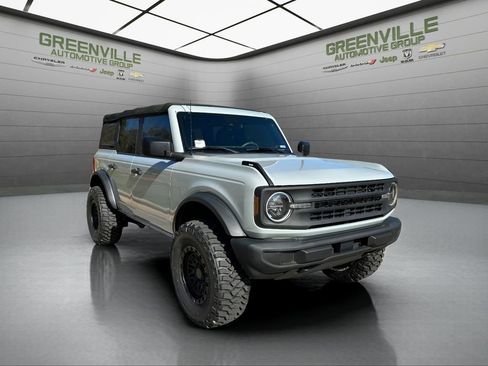 Used 2022 Ford Bronco 4-Door AWD/4WD image 10