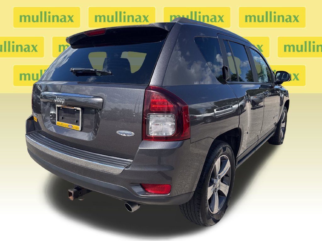Used 2017 Jeep Compass High Altitude AWD/4WD image 4