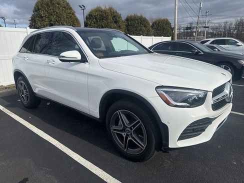 Certified 2022 Mercedes-Benz GLC 300 4MATIC image 4
